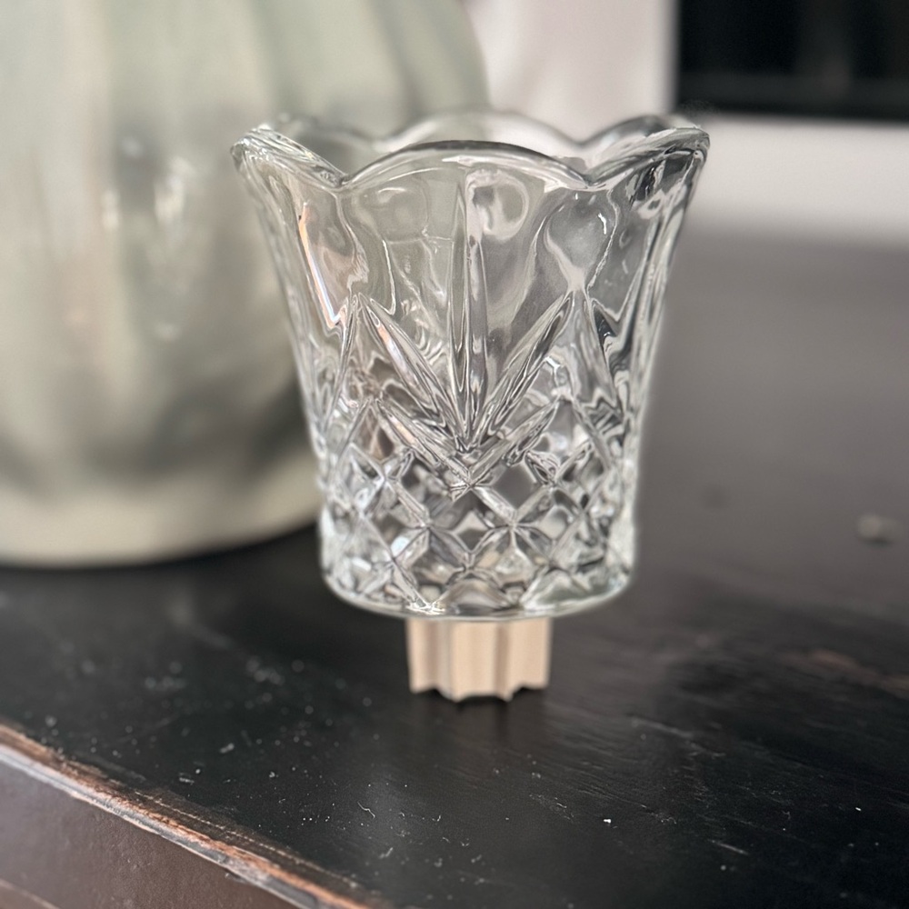 1/ Home Interiors Clear Cut
Glass Diamond Pattern Votive
Candle Holders